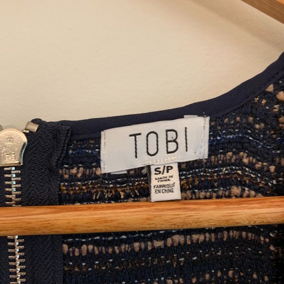 TOBI top - Picture 5 of 6